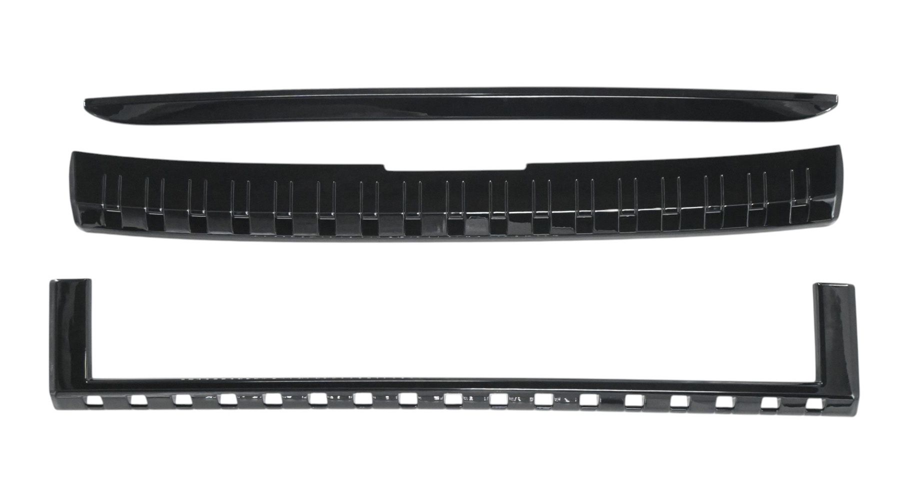 24 25 LANDCRUISER GRILL INSERT
