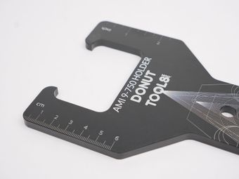 9-750 holder hero shot r2