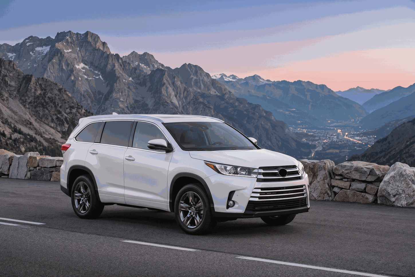 Toyota Highlander 2017-2019 ABS6832BLK DH6316BLK MC6234BLK Before