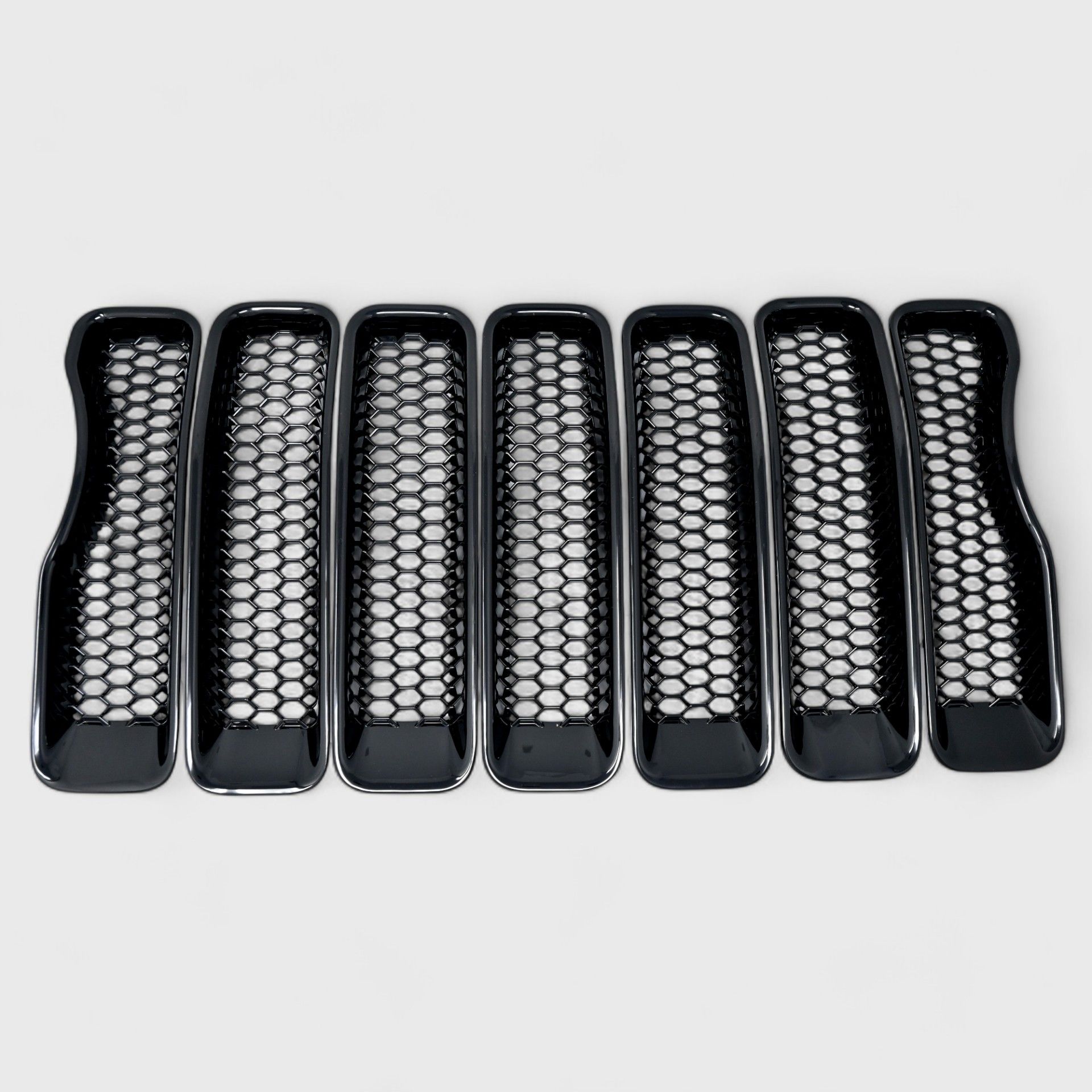 18-23 Jeep Wrangler 7 Piece Gloss Black Snap-on W/Tape Grille Overlay