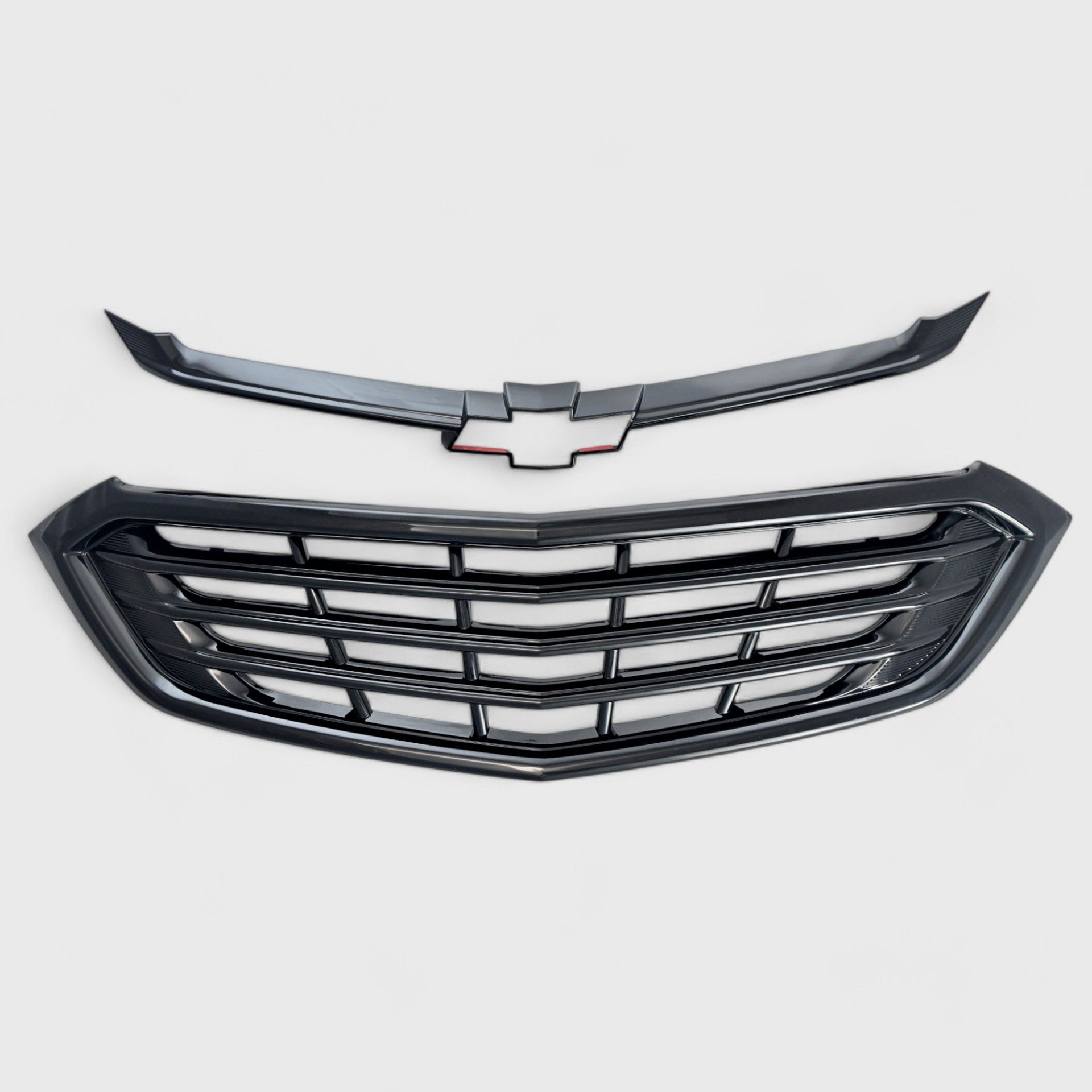 18-21 Chevrolet Equinox L/LS/LT Does not fit grille with Camera 2 Piece Gloss Black Snap-on W/Tape Grille Overlay