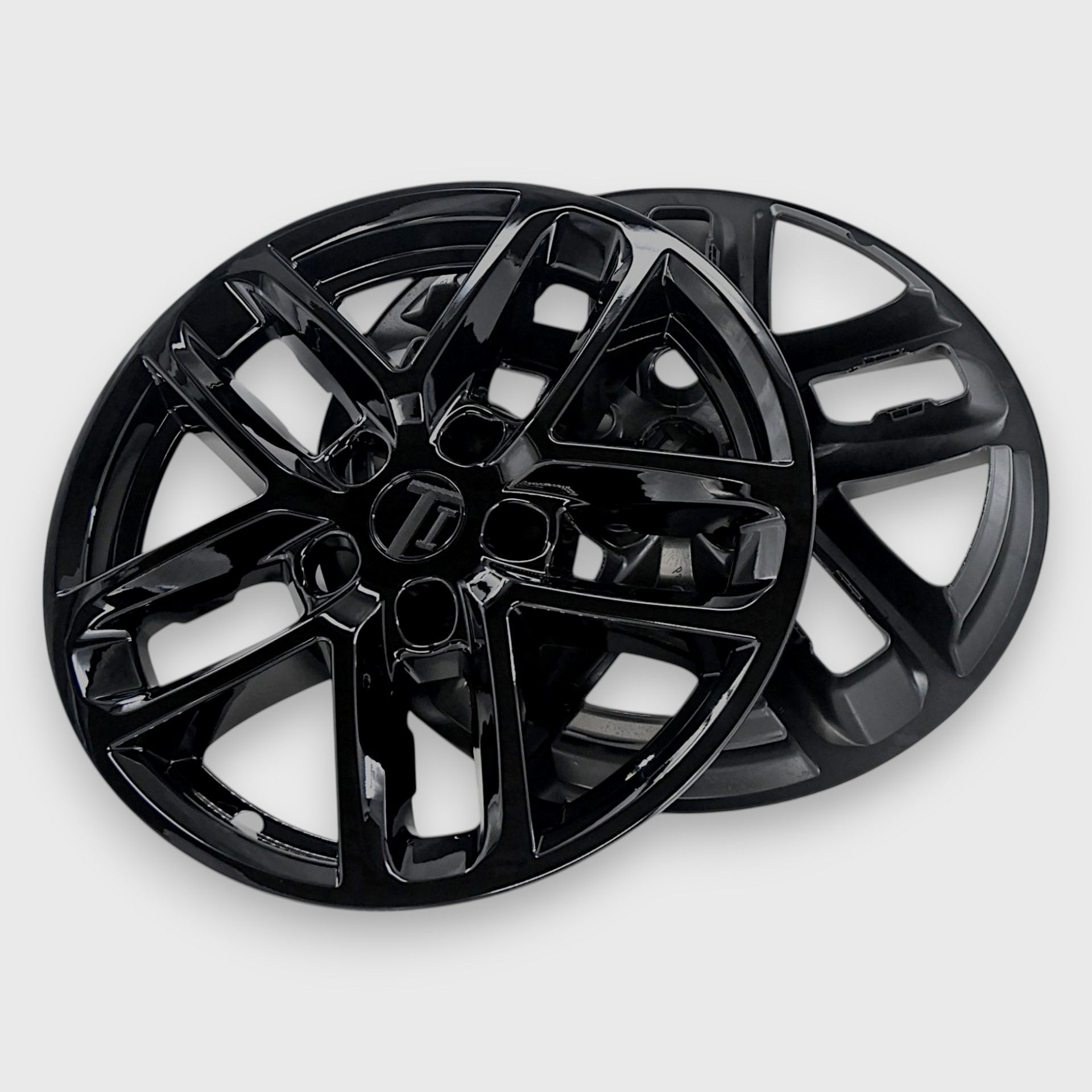 22-25 Jeep Grand Cherokee L, 22-26 Jeep Grand Cherokee 8 Piece Gloss Black Snap-on Wheel Skin Set