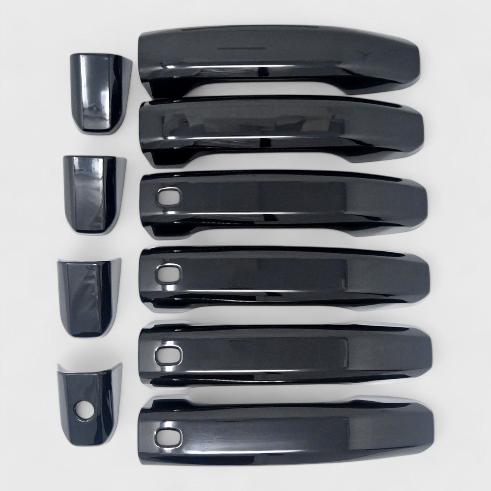 19-26 Chevrolet Silverado 1500/Silverado 3500 HD/Silverado 2500 HD, 21-26 Chevrolet Suburban/Tahoe, 23-26 Chevrolet Colorado, 24-26 Chevrolet Silverado EV, 19-26 GMC Sierra 3500 HD/Sierra 2500 HD/Sierra 1500, 21-26 GMC Yukon/Yukon XL, 22-26 GMC Hummer EV Pickup, 23-26 GMC Canyon, 24-26 GMC Hummer EV SUV/Sierra EV W/ Smart Key 10 Piece Gloss Black Snap-on W/Tape Patented Door Handle Cover